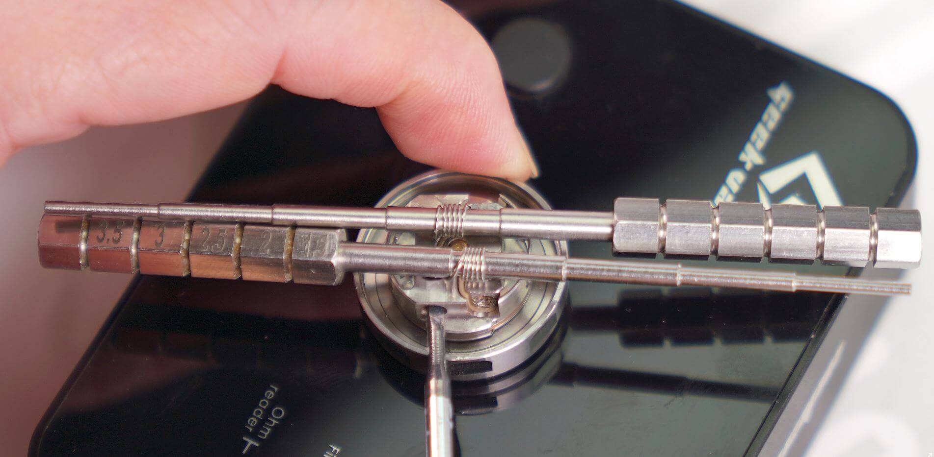 Montage sur le Blitzen de Geek Vape